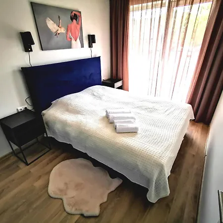 Maluno Vilos, Jaukus Dvieju Kamabriu Apartamentai Su Erdviu Balkonu Паланга